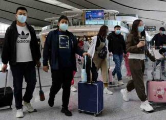 Китай каратиме інтернет-компанії, що використовують націнку для лояльних клієнтів