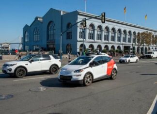 Поширення електромобілів не вирішить кліматичних проблем, показало нове дослідження