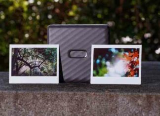 Fujifilm випустила широкоформатну версію мобільного фотопринтера instax link