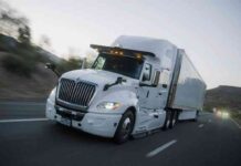 Вантажівка з автопілотом tusimple успішно проїхала 129 км по дорогах загального користування без водія