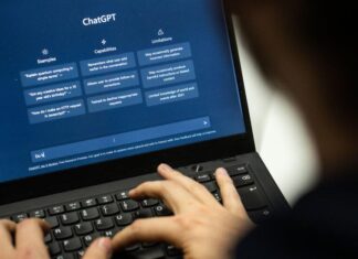 Иранская «буря» дезинформации: Как OpenAI разоблачила AI-кампанию влияния