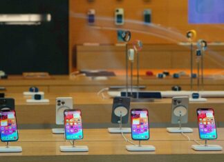 Искусственный интеллект на перепутье: Apple ставит все на iPhone