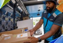 Amazon: Зрение ИИ — Ключ к Скоростной Доставке Будущего