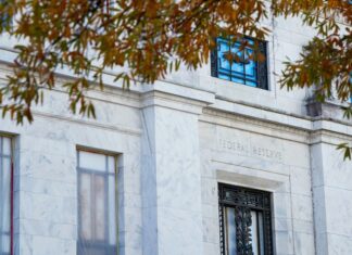 Технологічні гіганти та Федеральна резервна система підтримують оптимізм інвесторів