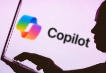 Microsoft Copilot припиняє підтримку WhatsApp 15 січня