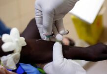 США встановлюють пріоритети для розповсюдження ліків від ВІЛ, виключаючи Південну Африку з політичного маневрування