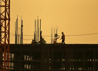 Будівельники заробляють на бумі ШІ