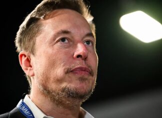 Глобальна боротьба проти AI Chatbot Grok від Ілона Маска через відвертий вміст