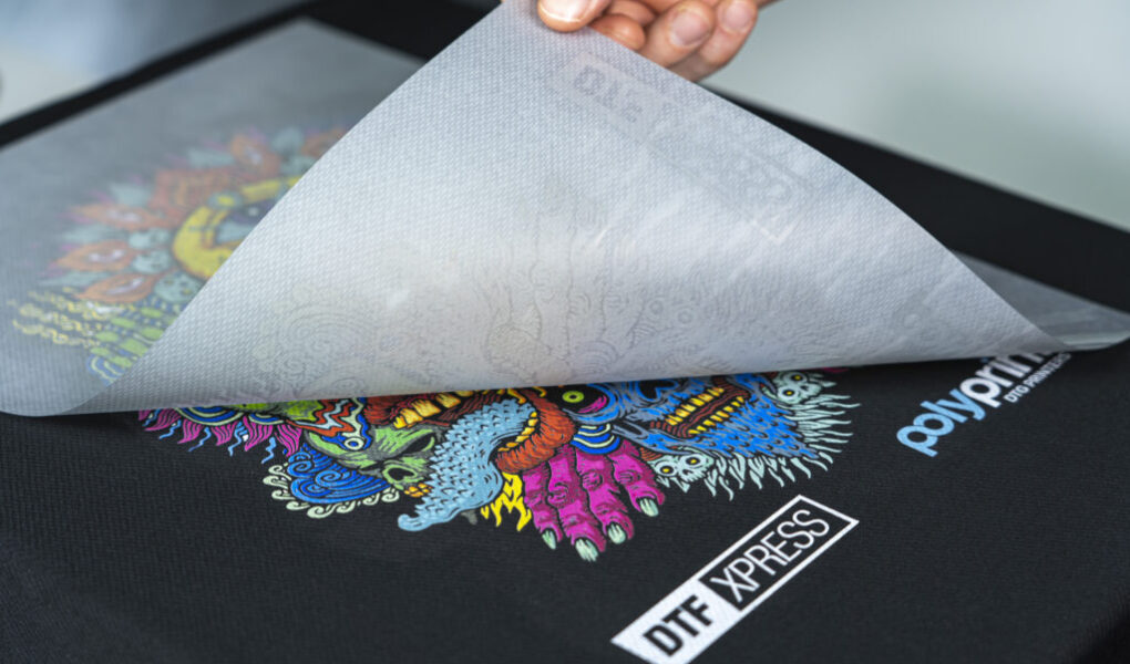 DTF друк на футболці процес