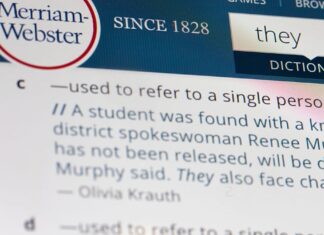 Merriam-Webster Судиться з OpenAI через Порушення Авторських Прав ChatGPT
