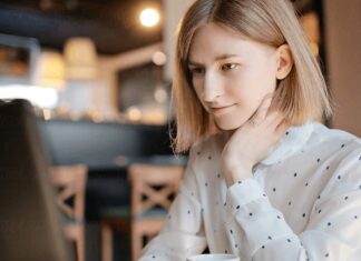 Захистіть своє цифрове життя в дорозі: чому мандрівникам потрібна надійна онлайн-захист