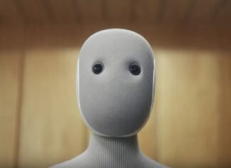 Робот за 20 000 доларів: Майбутнє домашньої допомоги вже тут, але поки що не повністю автономно