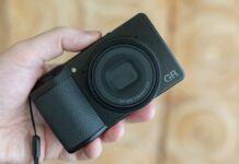 Ricoh GR IV: Компактний монстр, що змагається з камерою смартфона
