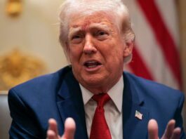 Trump T1: Поява в документах FCC підтверджує реальність смартфона