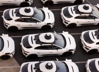 Waymo розширює географію безпілотників, запустивши сервіс роботакси в Нешвіллі