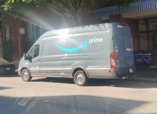 Amazon Вводить Паливну Надбавку для Продавців на Фоні Глобальної Енергетичної Нестабільності