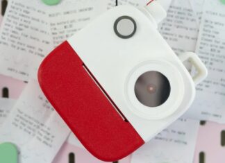 Poetry Camera: чарівний гаджет на стику новизни та душі