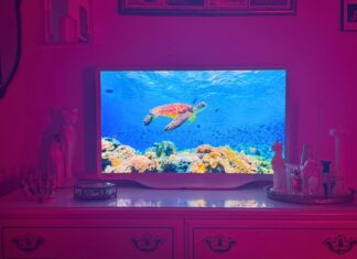 Стиль та зміст: Огляд телевізора Hisense Déco QLED