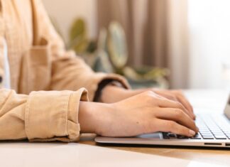 Оптимізуйте свій робочий процес: ChatPlayground AI пропонує довічний доступ зі знижкою 90%