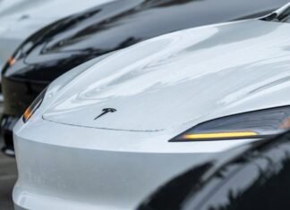 Автопілот Tesla став причиною загибелі людини в Техасі