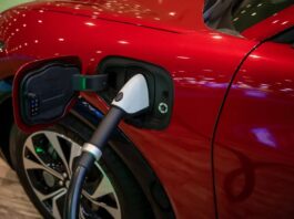 Los viajes por carretera con vehículos eléctricos no apestan: por qué la carga rápida funciona ahora