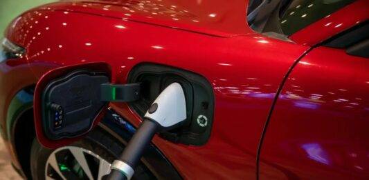 Viagens rodoviárias de veículos elétricos não são uma droga: por que o carregamento rápido funciona agora